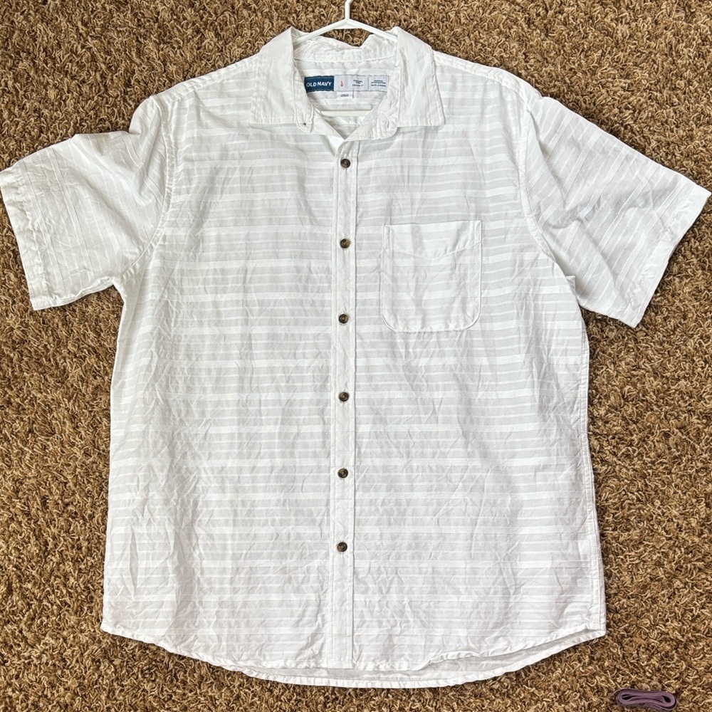 Old Navy Men's Textured White Button Down Shirt